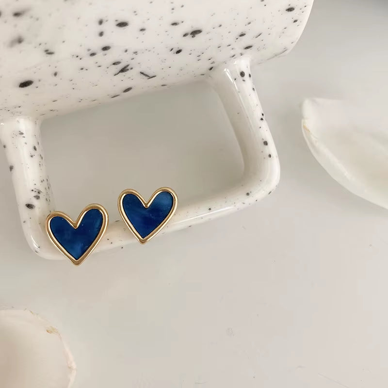 IFYOUOO Small Heart Earrings