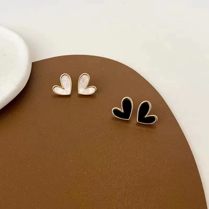 IFYOUOO Small Heart Earrings